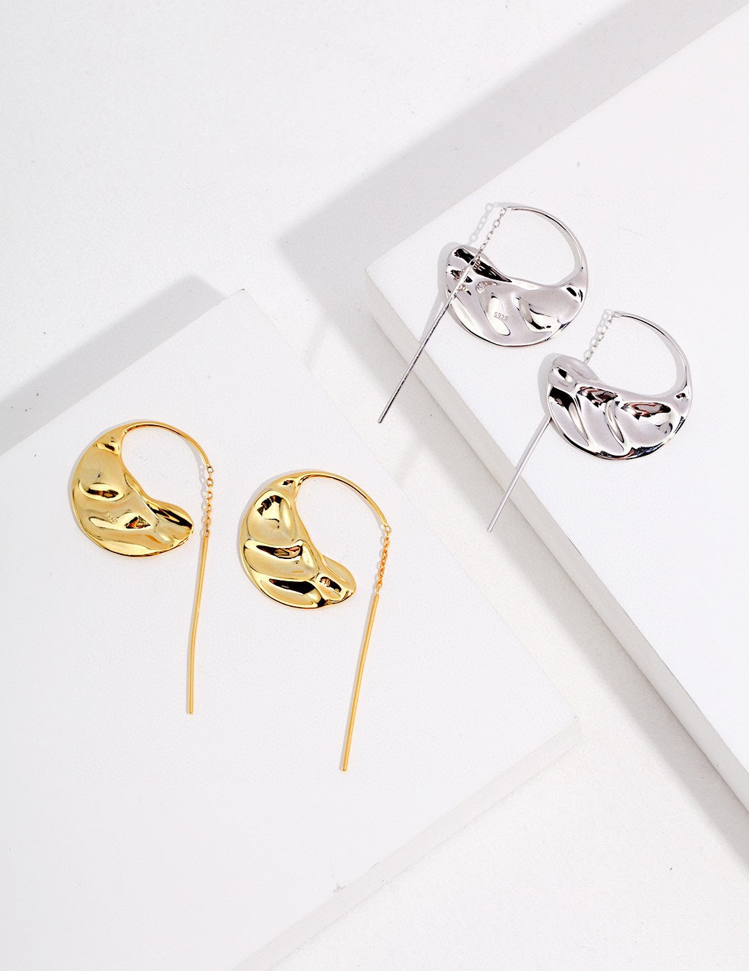 Asymmetrical Design, Circular Shiny Earrings